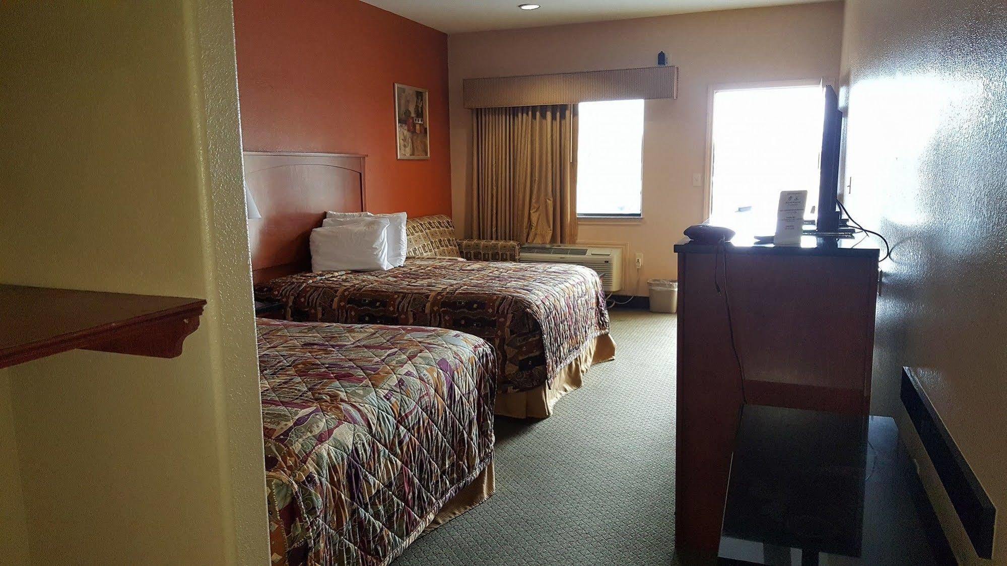 Hearne Budgetel Inn And Suites المظهر الخارجي الصورة